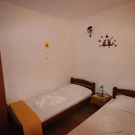 Uvala Prapratna 5704a Appartement *