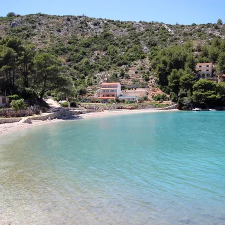 Uvala Prapratna 5704a Jelsa (Hvar)